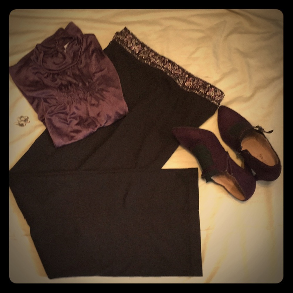 New York and Company Brown Pants